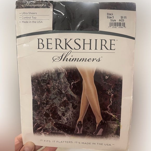 Berkshire Shimmer Black Pantyhose size 3 - Picture 1 of 2